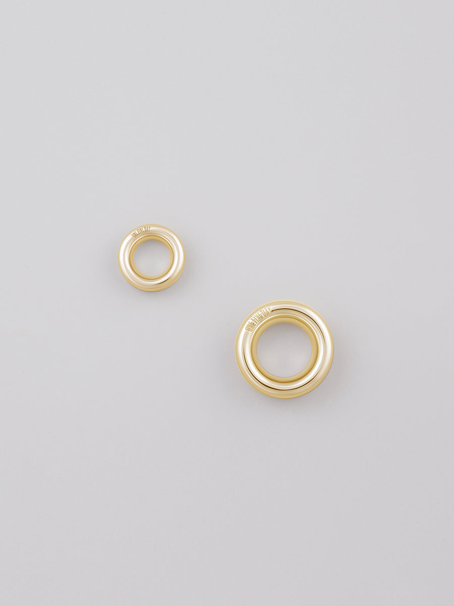 8mm Eyelet Charm - GOLD