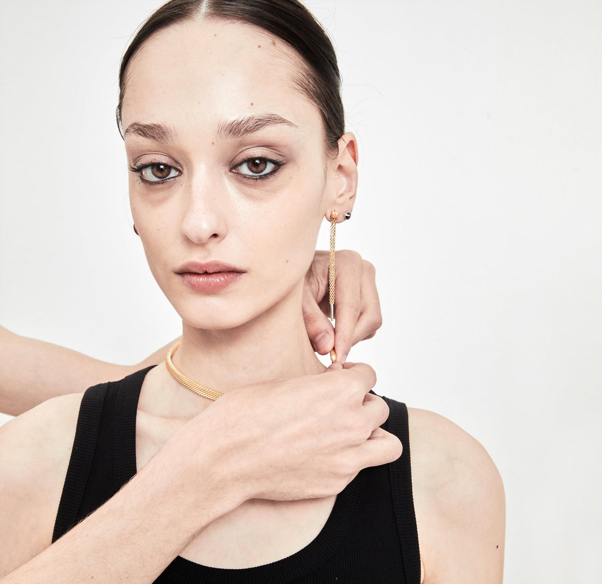A BEAUTIFUL DISAGREEMENT. How to Mix Silver and Gold Jewelry