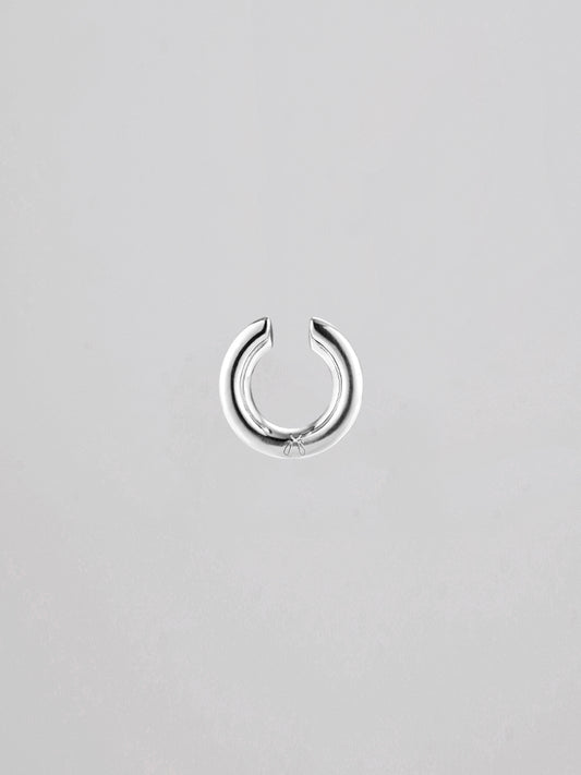 Hallmark Engraved Eyelet Ear Cuff - L