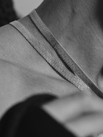 Double Shoelace Mesh Chain